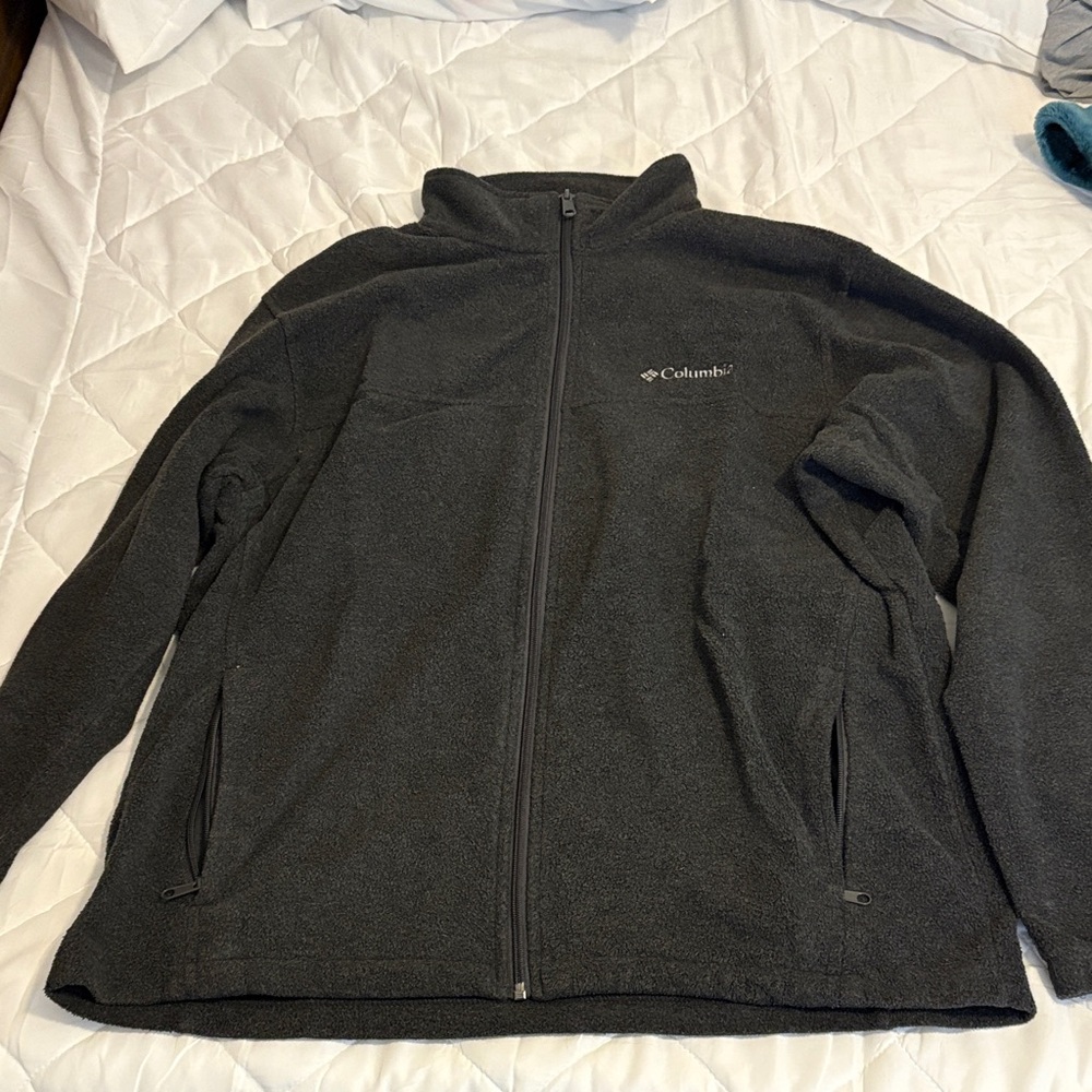 Columbia Men's Charcoal Fleece Sweater